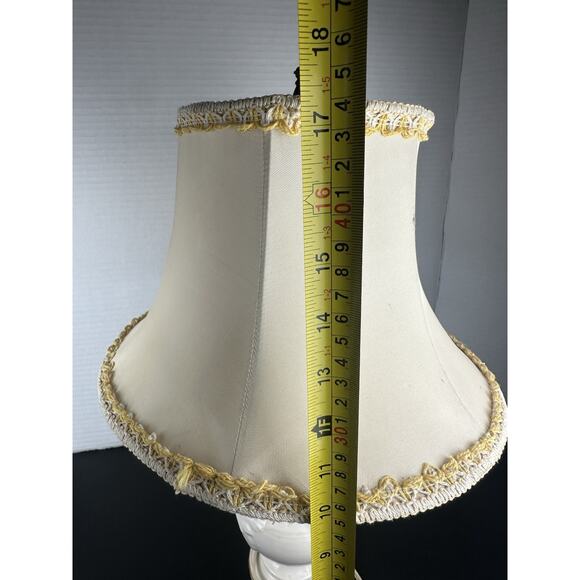 Vintage Floral White AndBlue Victorian Scroll Gold Gilt Lamp Light Yellow Shade - Picture 5 of 10